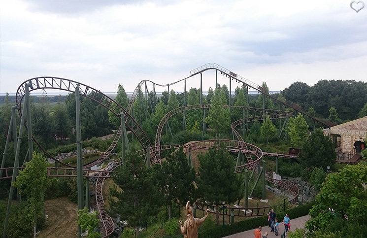 götterblitz-achterbahn-familypark