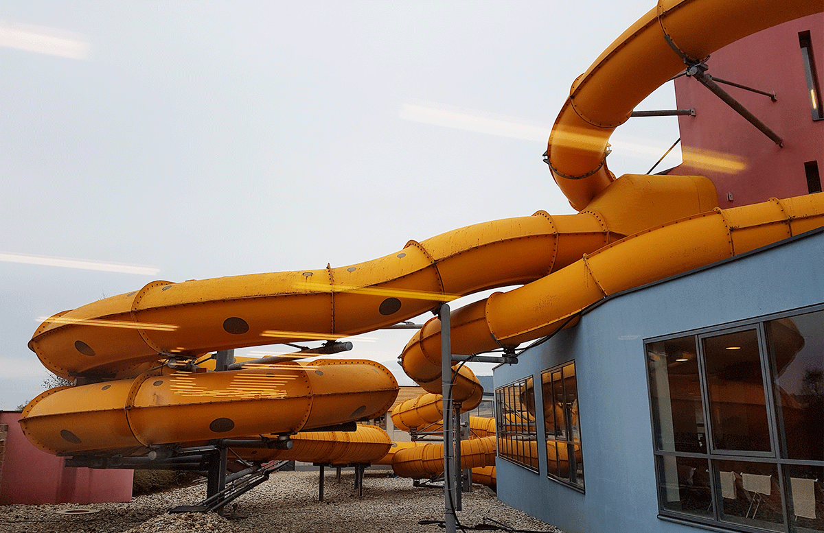GEWINNSPIEL Familien Wellness-Wochenende in der H2O Therme hopi ho rutsche