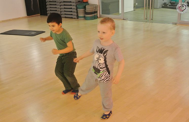 kinder-zumba-holmes-place-lenny
