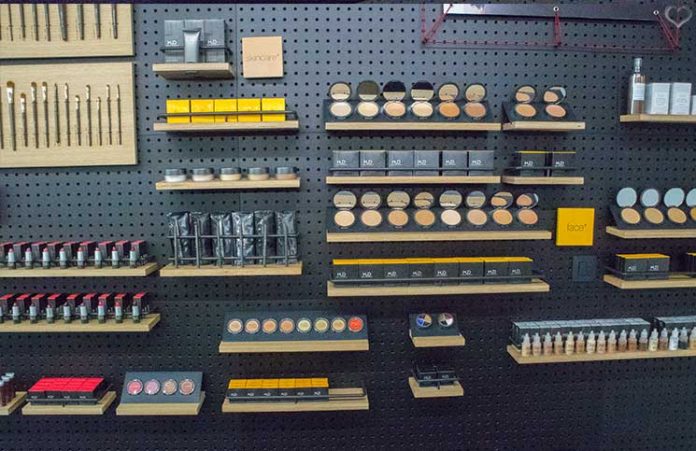 MUD MAKE-UP DESIGNORY Store in Österreich