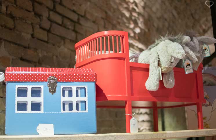 palazzo-bambini-skandinavisches-blechspielzeug-jellycat