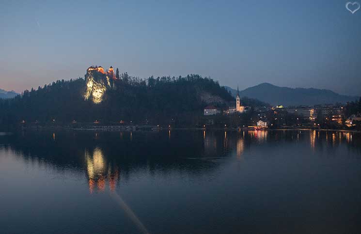 reise-nach-konjice-sicht-auf-bleder-see-und-burg-bled