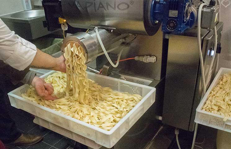 vapiano-nudelmaschine