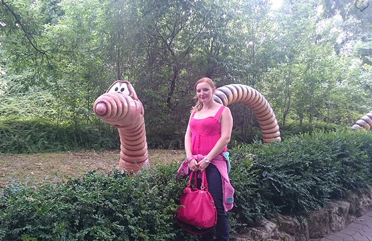 vicky-und-der-wurm-familypark