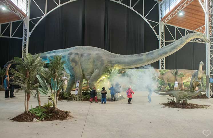 world-of-dinosaurs-plateosaurus